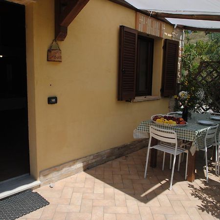 Villa Agriturismo Il Sentiero Montalto delle Marche Exterior foto
