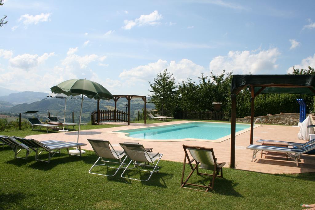Villa Agriturismo Il Sentiero Montalto delle Marche Exterior foto