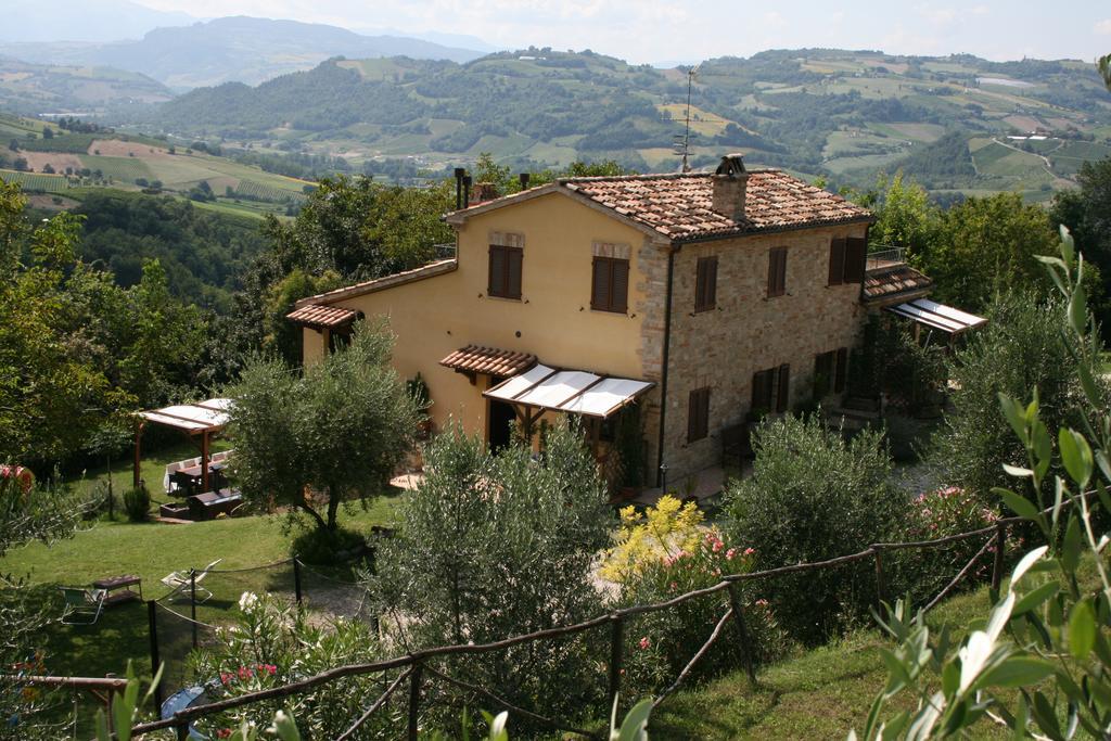 Villa Agriturismo Il Sentiero Montalto delle Marche Exterior foto
