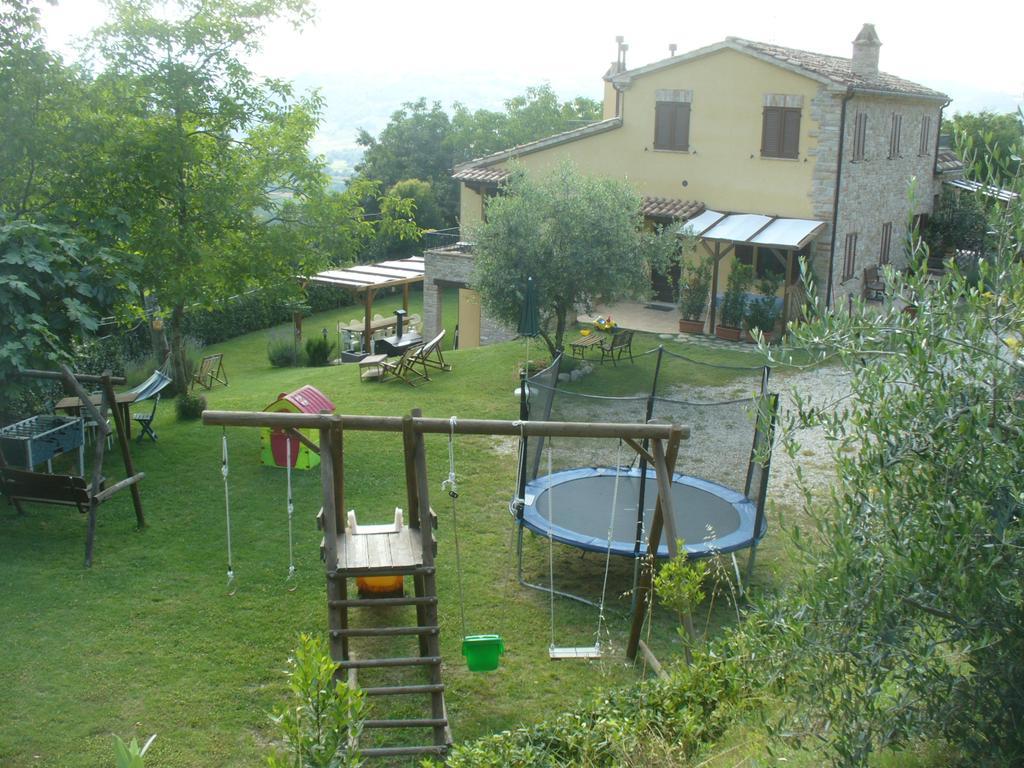 Villa Agriturismo Il Sentiero Montalto delle Marche Exterior foto