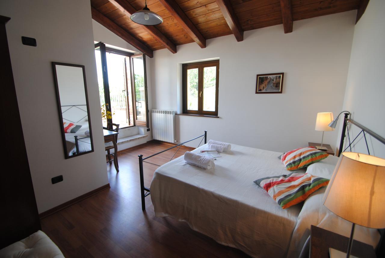 Villa Agriturismo Il Sentiero Montalto delle Marche Exterior foto