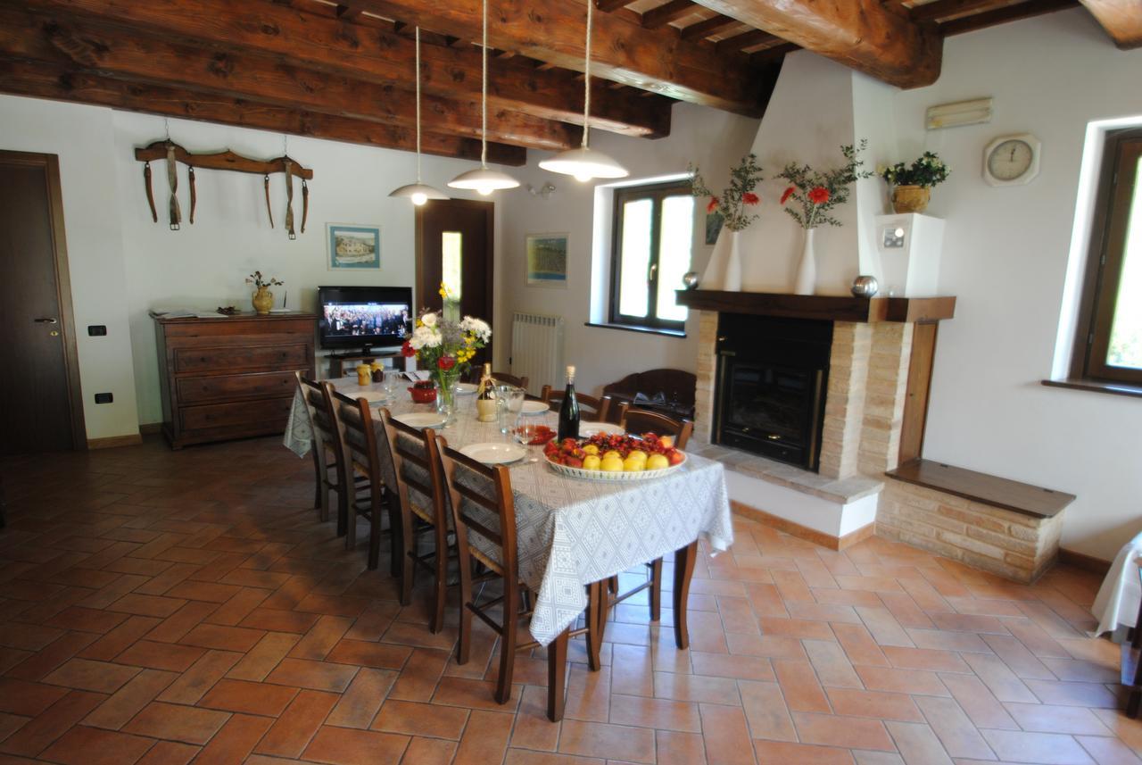 Villa Agriturismo Il Sentiero Montalto delle Marche Exterior foto